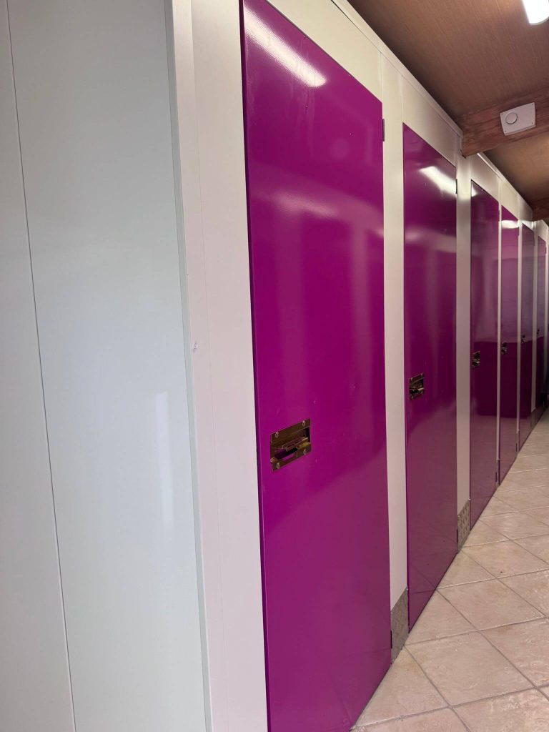 Rose Box gardiennage meubles à Antibes (5)