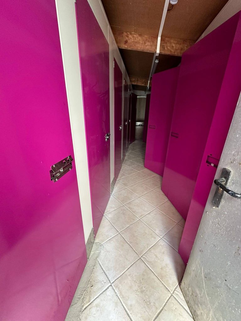 Rose Box gardiennage meubles à Antibes